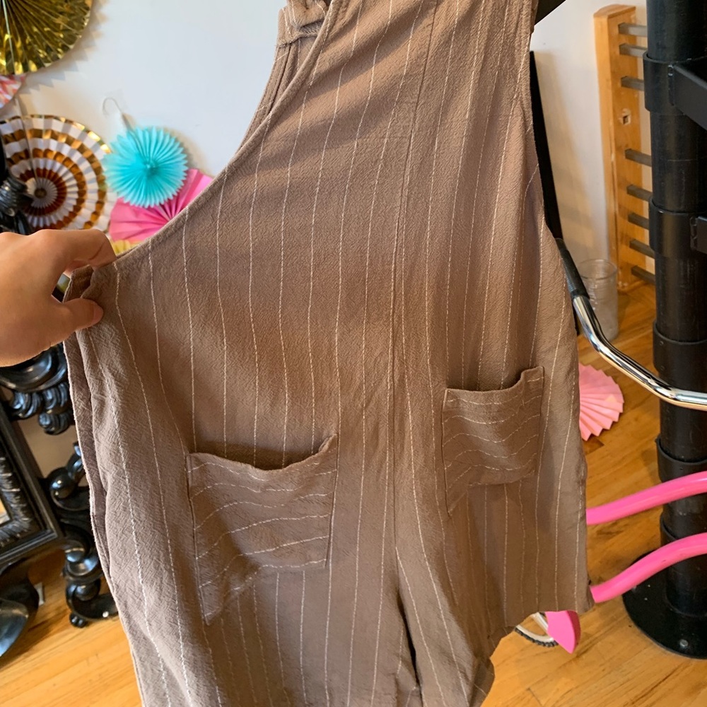 Pin stripe romper - Picture 7 of 7